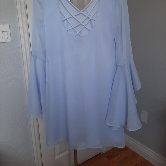 Dress - Picture 4 of 7